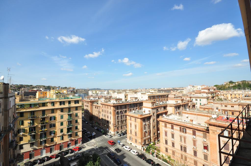 Apartamento Penthouse With View Roma Exterior foto