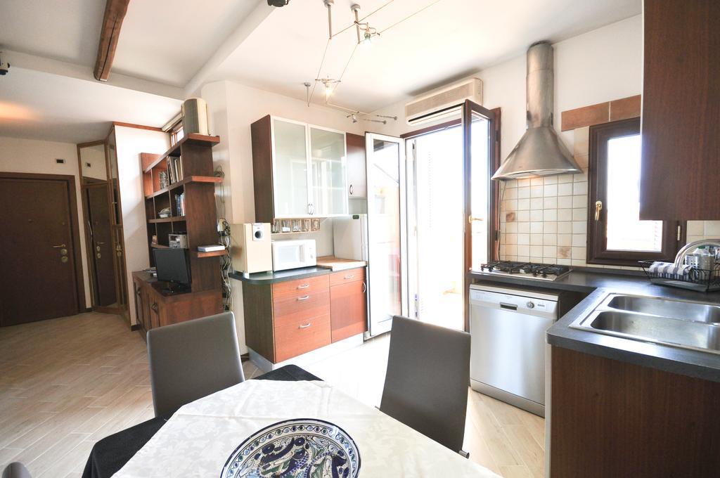 Apartamento Penthouse With View Roma Exterior foto