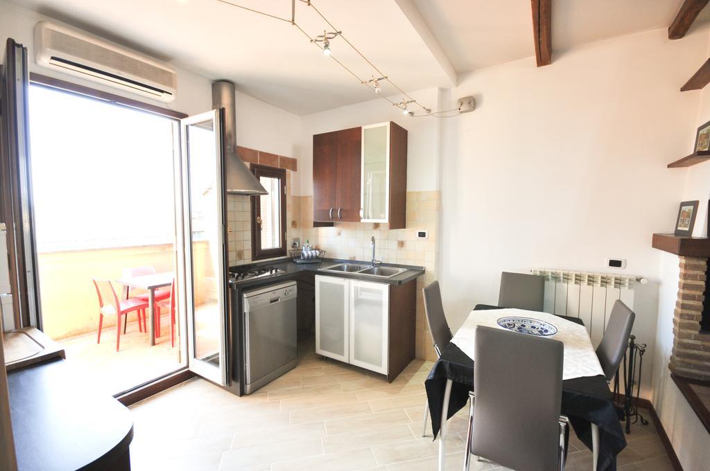 Apartamento Penthouse With View Roma Exterior foto