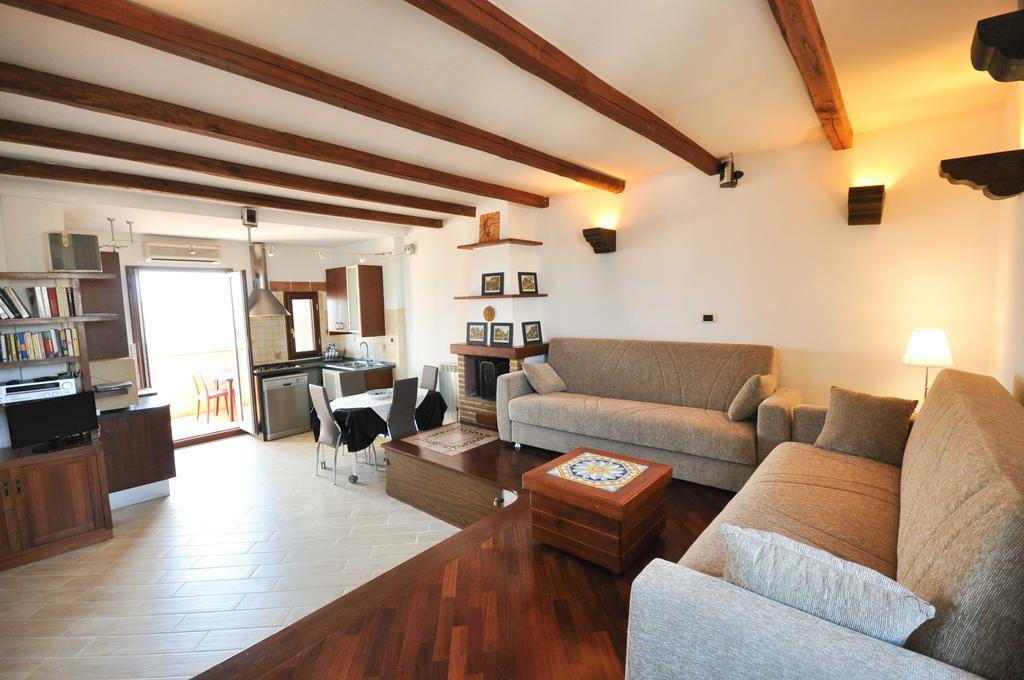 Apartamento Penthouse With View Roma Exterior foto