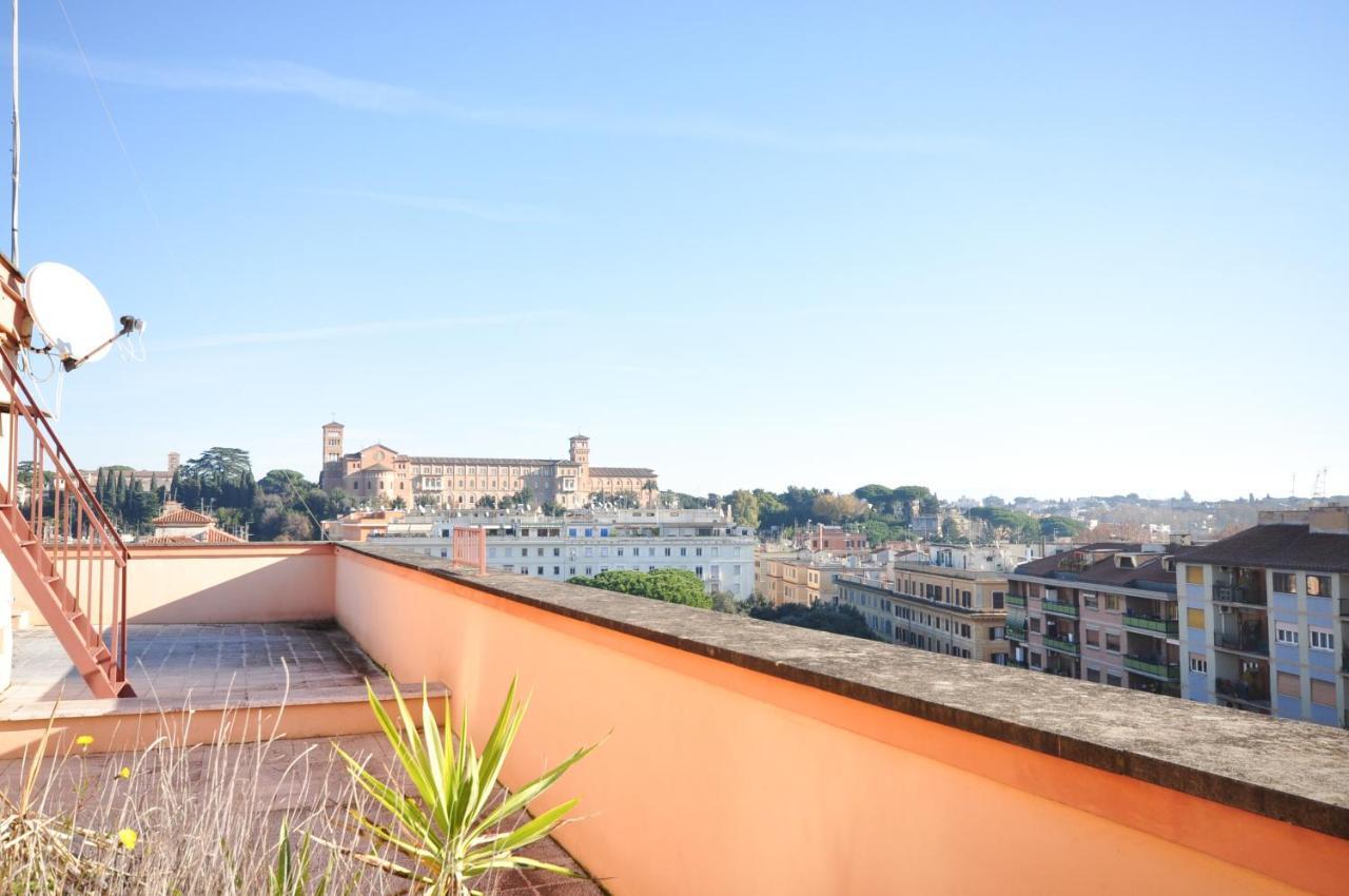 Apartamento Penthouse With View Roma Exterior foto