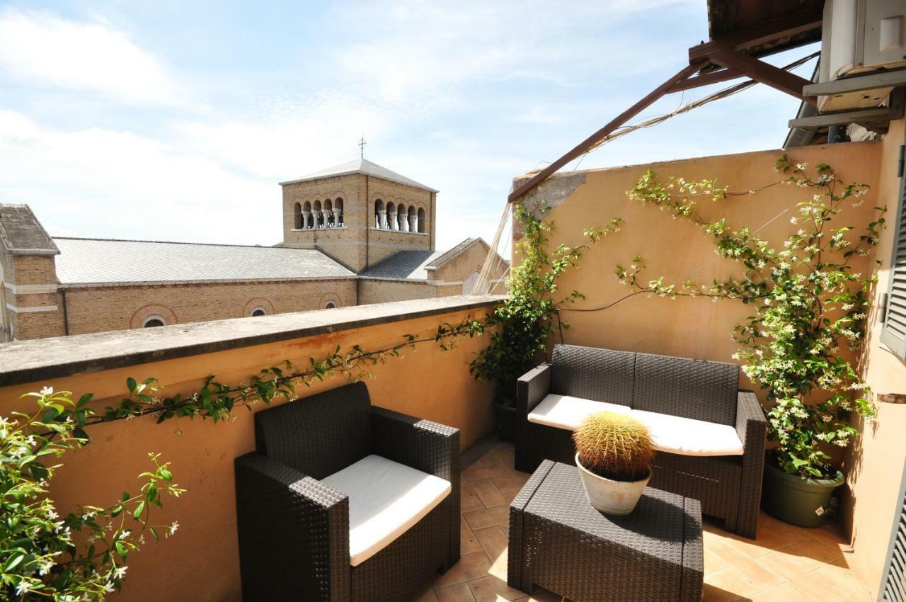Apartamento Penthouse With View Roma Exterior foto